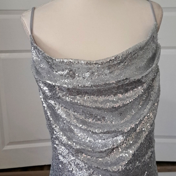 JEWEKY Sequin Silver Bodycon Sparkly Spaghetti Strap Backless Parry Dress L NWT - Picture 2 of 8